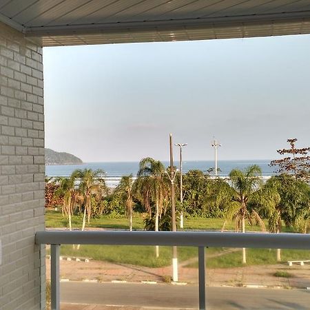 Indaia Apartamento De Frente Ao Mar Apartman Bertioga Kültér fotó